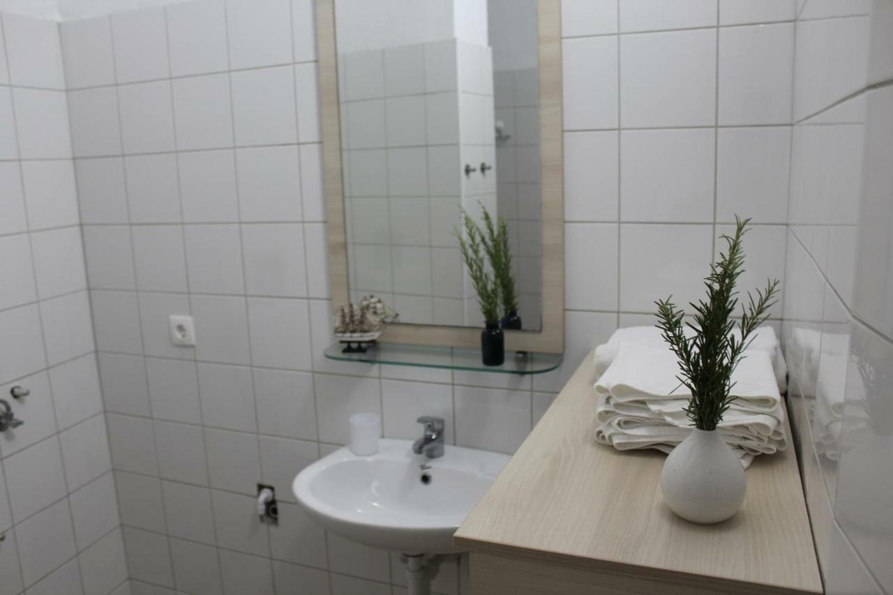 Apartments Andrea เวลาลูกา ภายนอก รูปภาพ
