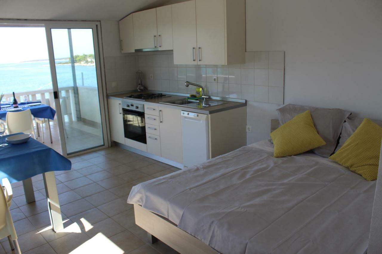 Apartments Andrea เวลาลูกา ภายนอก รูปภาพ
