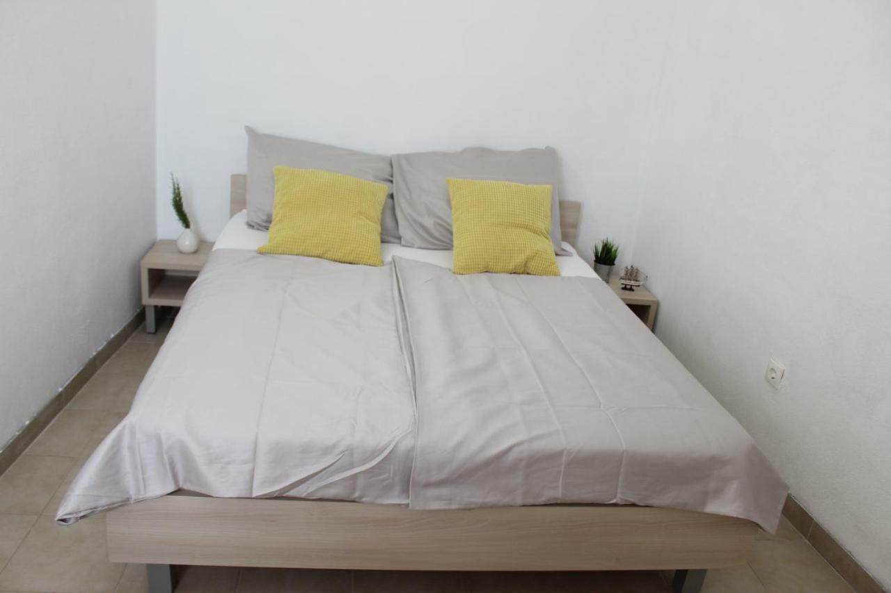 Apartments Andrea เวลาลูกา ภายนอก รูปภาพ